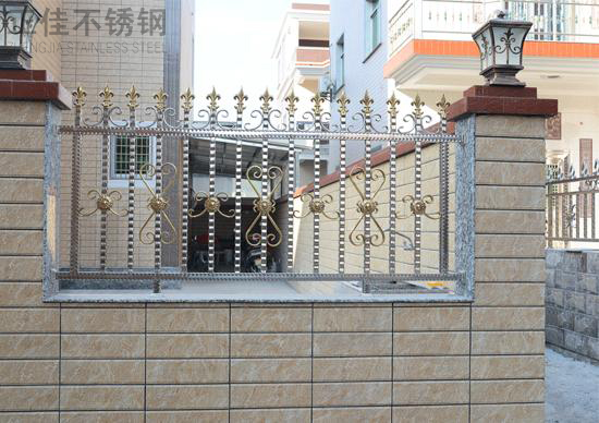华体会官方网页版点状花纹管围栏2